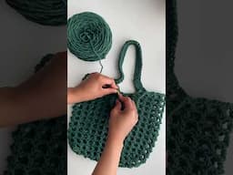 The full tutorial for this market tote is available on my channel 💚#crochet #crochetbag #diy