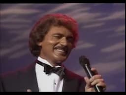 Engelbert Humperdinck - "Spectacular" - Live Concert At The Royal Albert Hall (1985)