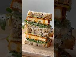 Buffalo tofu sandwich 🥪
