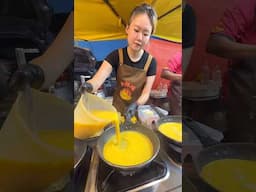 Most Spiciest Korean Chicken Noodles Omelette in Malaysia🥵🇲🇾 #shorts #foodie #streetfood