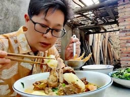 九九半只老母鸡炖脚板薯，粉粉糯糯还真香，爱了 #农村柴火饭 #家乡的美味 #色香味俱全的家常美味 #原生态乡村生活#湘西九九美食#家常菜 #三农美食 #湖南美食